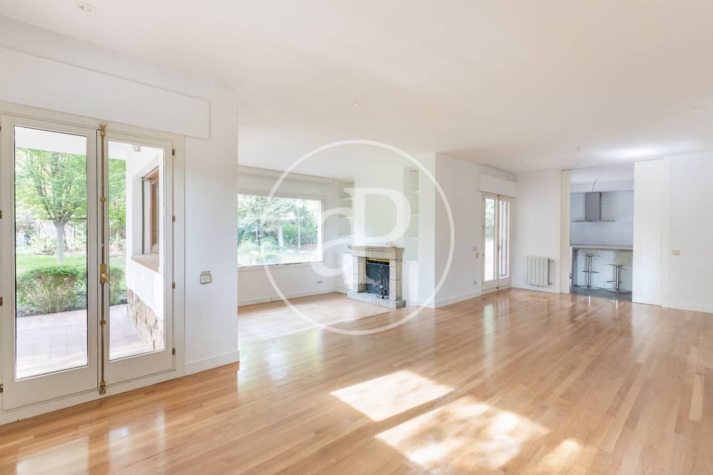 4 slaapkamer Villa te koop in San Sebastian de los Reyes met zwembad - € 1.285.000 (Ref: 9321910)