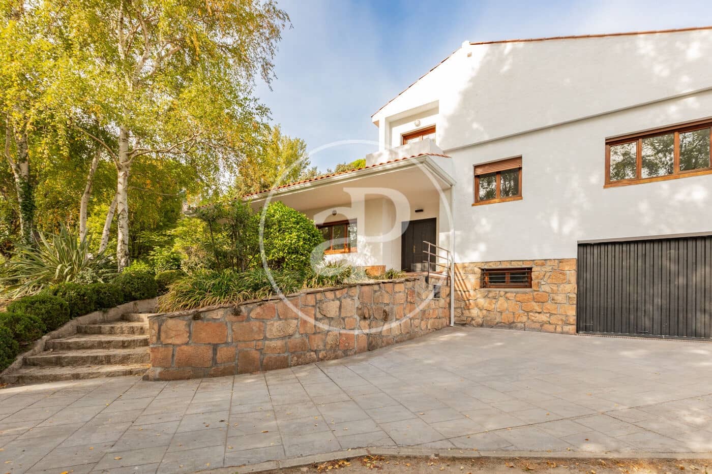 4 slaapkamer Villa te koop in San Sebastian de los Reyes met zwembad - € 1.285.000 (Ref: 9321910)