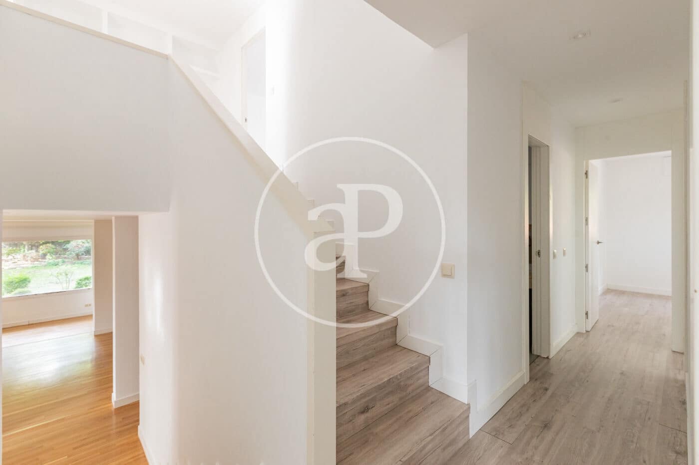 4 slaapkamer Villa te koop in San Sebastian de los Reyes met zwembad - € 1.285.000 (Ref: 9321910)