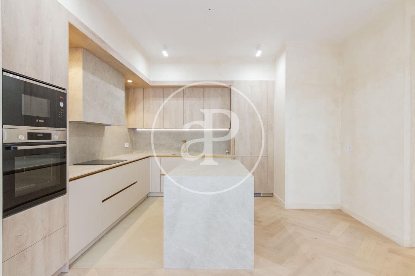 3 soveværelse Lejlighed til salg i Madrid by - € 1.600.000 (Ref: 9321911)