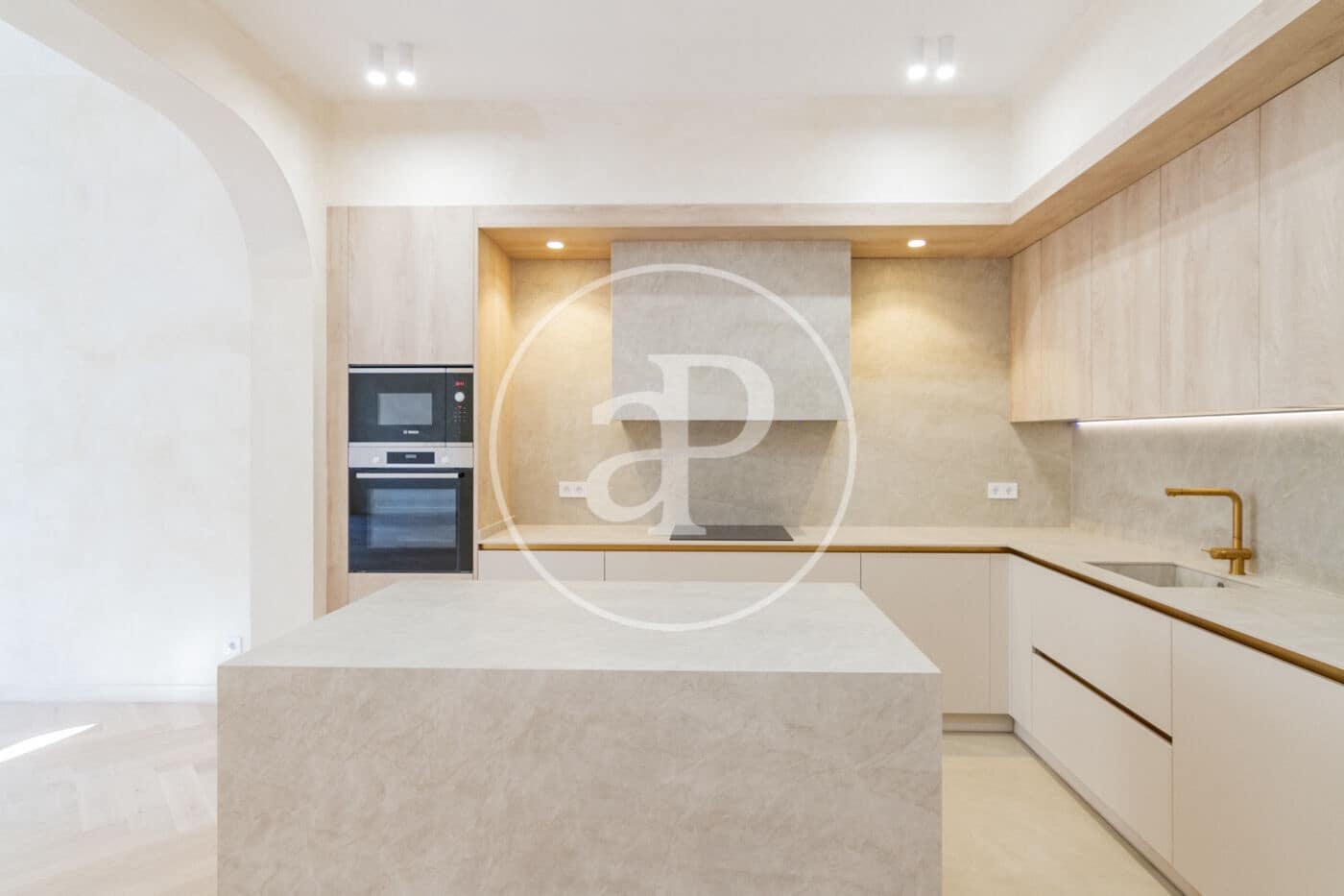 3 soveværelse Lejlighed til salg i Madrid by - € 1.600.000 (Ref: 9321911)