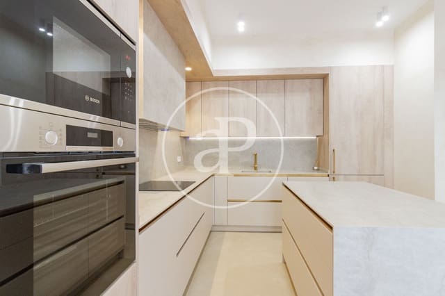 3 soveværelse Lejlighed til salg i Universidad, Madrid by - € 1.600.000 (Ref: 9321911)