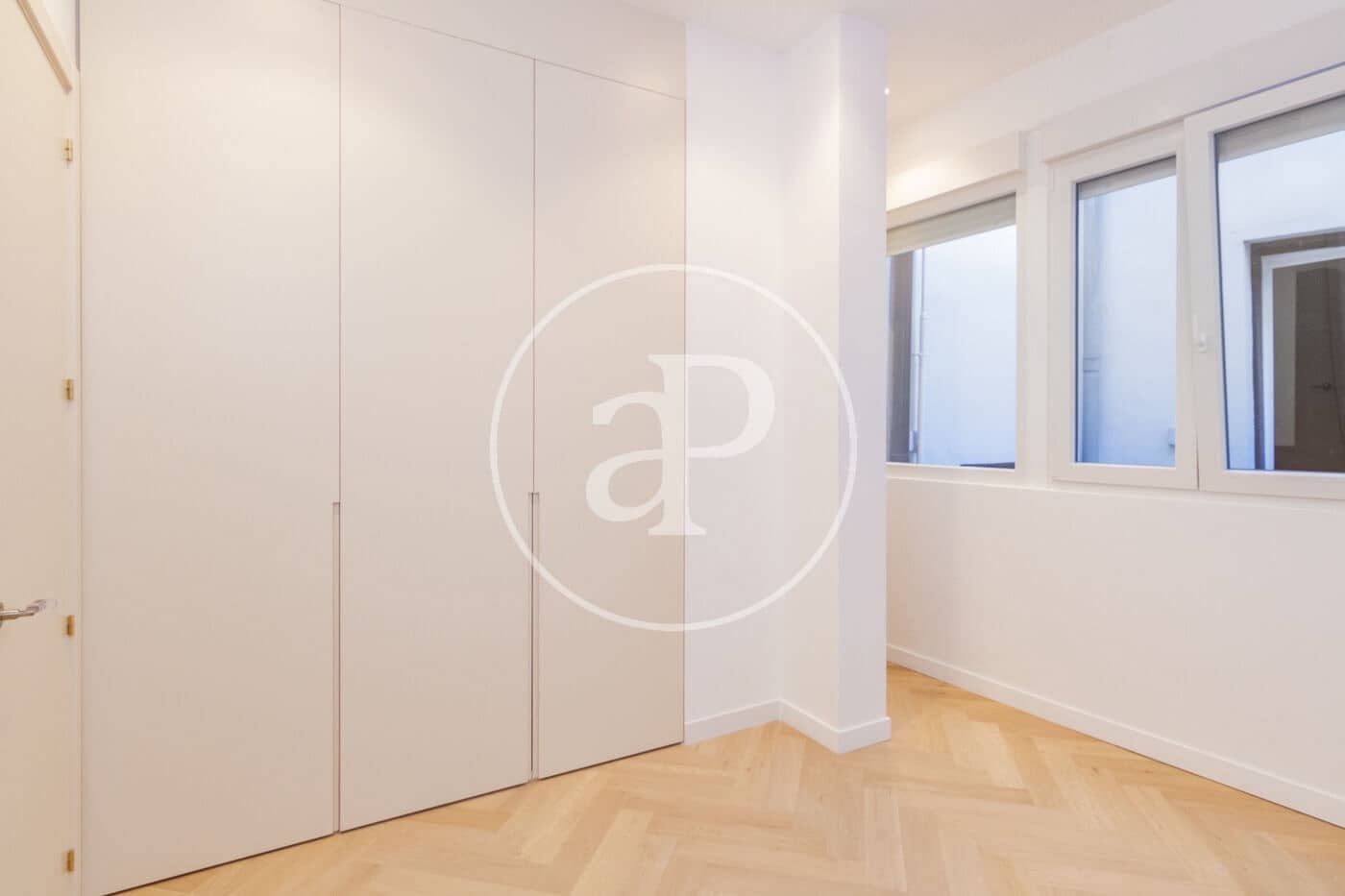 3 soveværelse Lejlighed til salg i Madrid by - € 1.600.000 (Ref: 9321911)