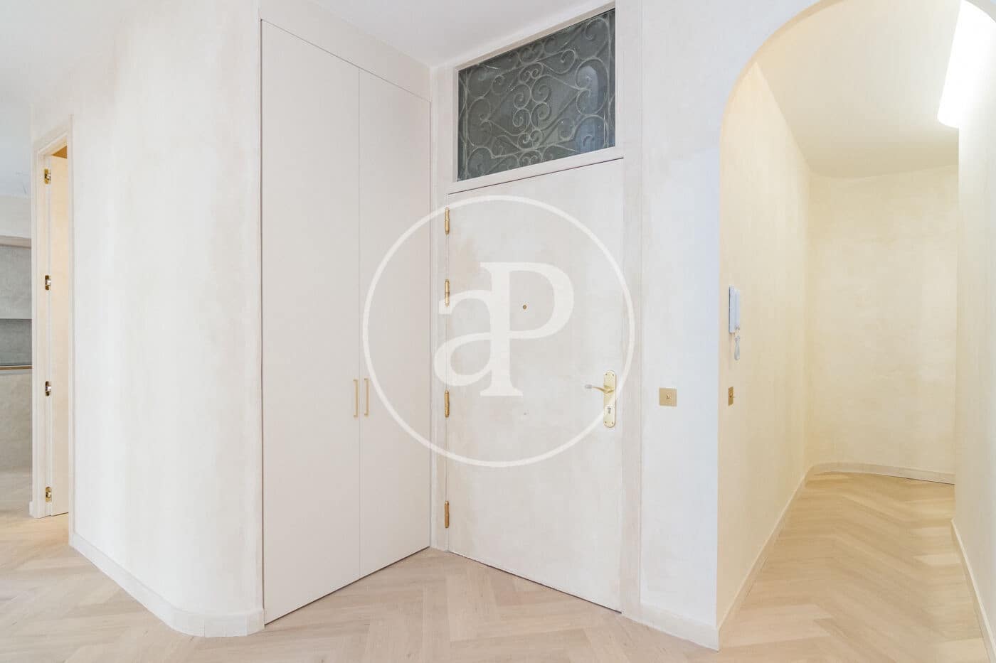 3 soveværelse Lejlighed til salg i Madrid by - € 1.600.000 (Ref: 9321911)