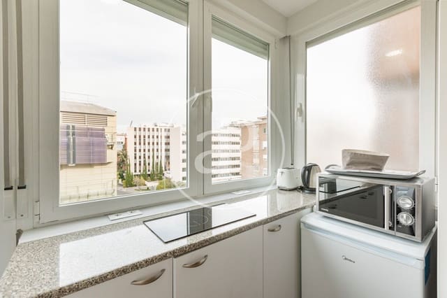 Appartement de 1 chambre à louer à Hispanoamérica, Madrid ville - 1 650 € (Ref: 9321913)