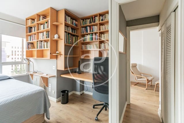 Appartement de 1 chambre à louer à Hispanoamérica, Madrid ville - 1 650 € (Ref: 9321913)