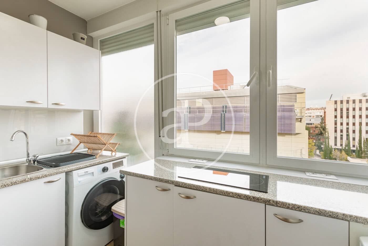 1 sovrum Lägenhet att hyra i Madrid stad - 1 650 € (Ref: 9321913)