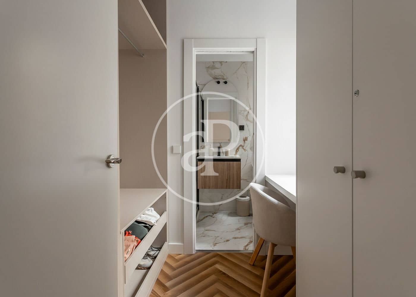 Appartement de 2 chambres à louer à Madrid ville - 4 500 € (Ref: 9321917)