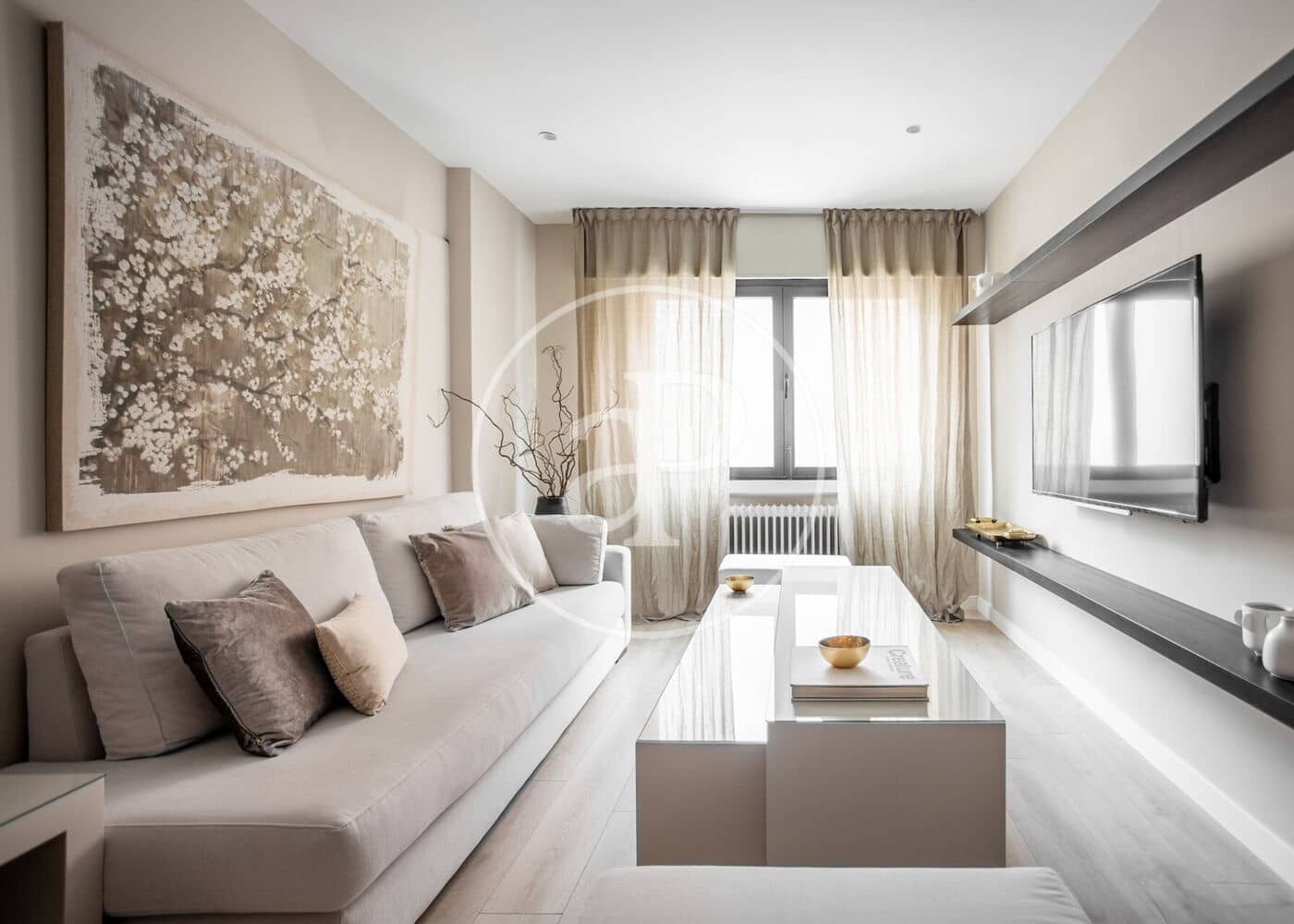 1 soveværelse Lejlighed til leje i Madrid by - € 2.600 (Ref: 9326469)