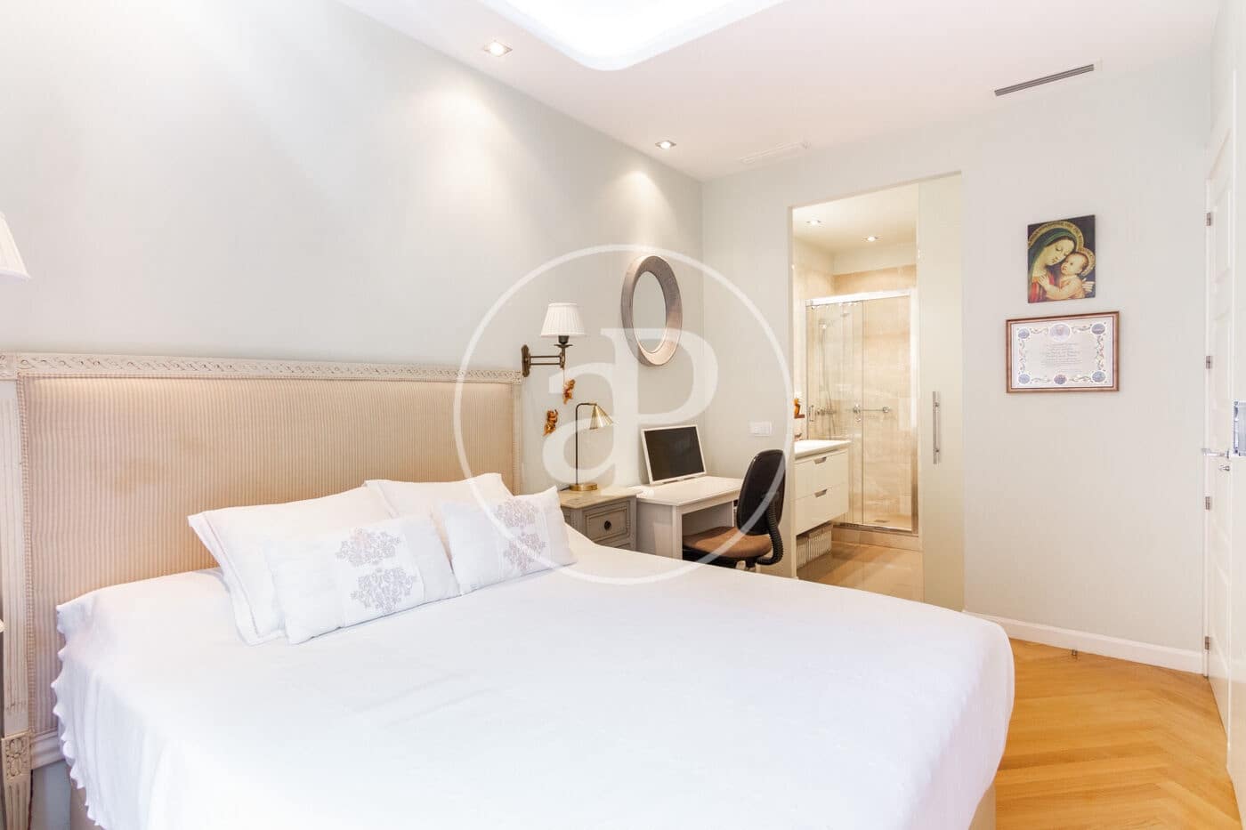 Apartamento de 3 habitaciones en Madrid ciudad en alquiler - 3.400 € (Ref: 9326471)