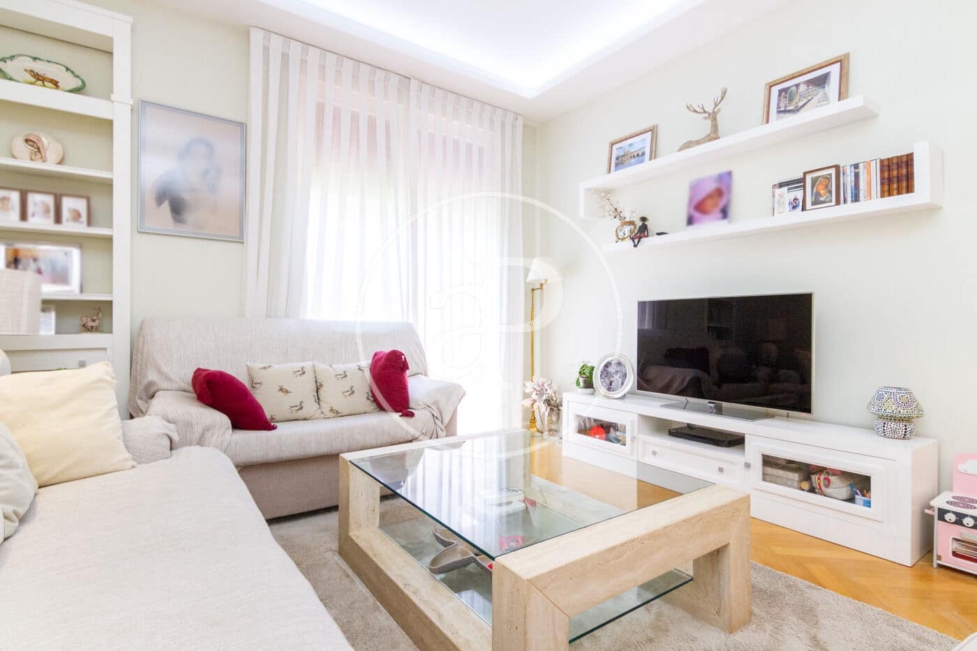 Apartamento de 3 habitaciones en Madrid ciudad en alquiler - 3.400 € (Ref: 9326471)