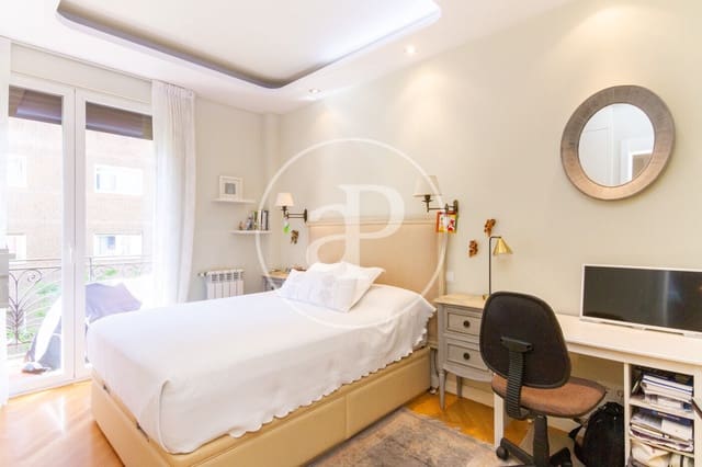 3 quarto Apartamento para arrendar em Goya, Madrid cidade - 3 400 € (Ref: 9326471)