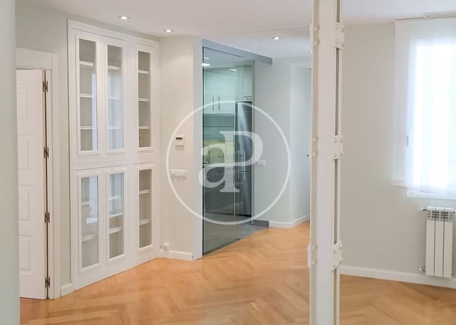 3 soveværelse Lejlighed til leje i Goya, Madrid by - € 3.400 (Ref: 9326471)