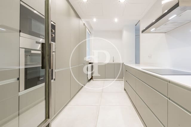 2 quarto Apartamento para arrendar em Almagro, Madrid cidade - 4 750 € (Ref: 9326472)