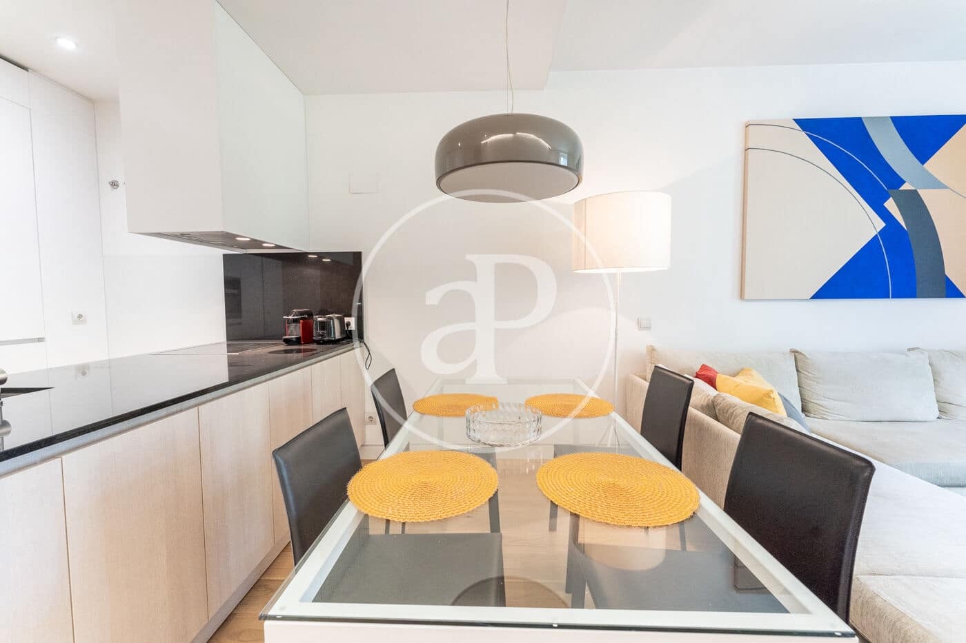 1 soveværelse Lejlighed til leje i Madrid by - € 3.200 (Ref: 9326473)