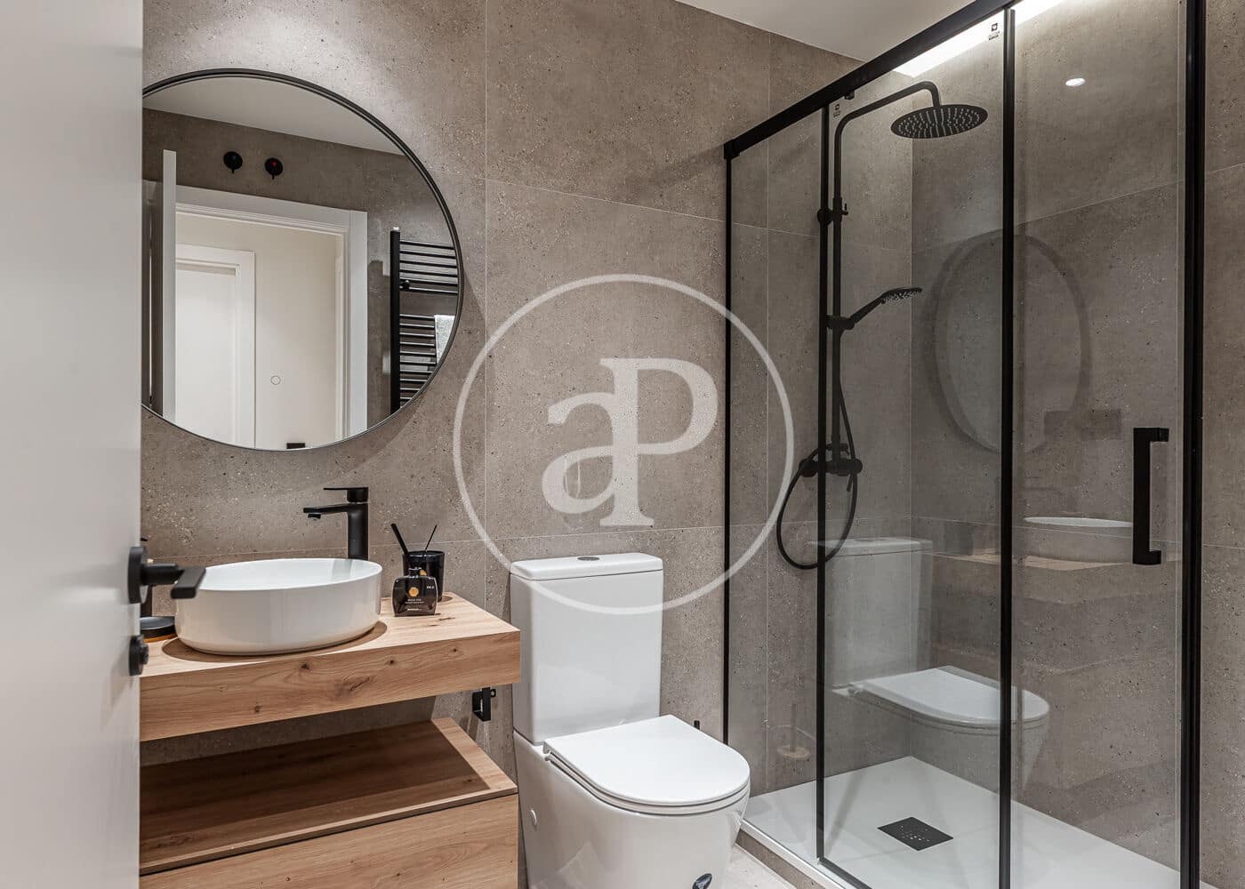 3 soveværelse Lejlighed til salg i Madrid by - € 1.230.000 (Ref: 9326475)