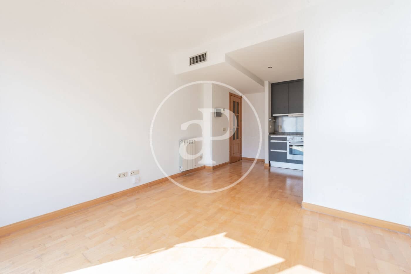 1 sovrum Lägenhet till salu i Madrid stad med pool - 410 000 € (Ref: 9330648)