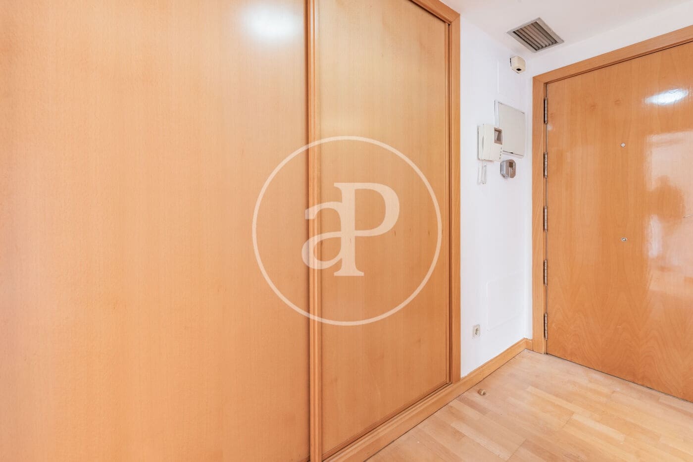 1 sovrum Lägenhet till salu i Madrid stad med pool - 410 000 € (Ref: 9330648)