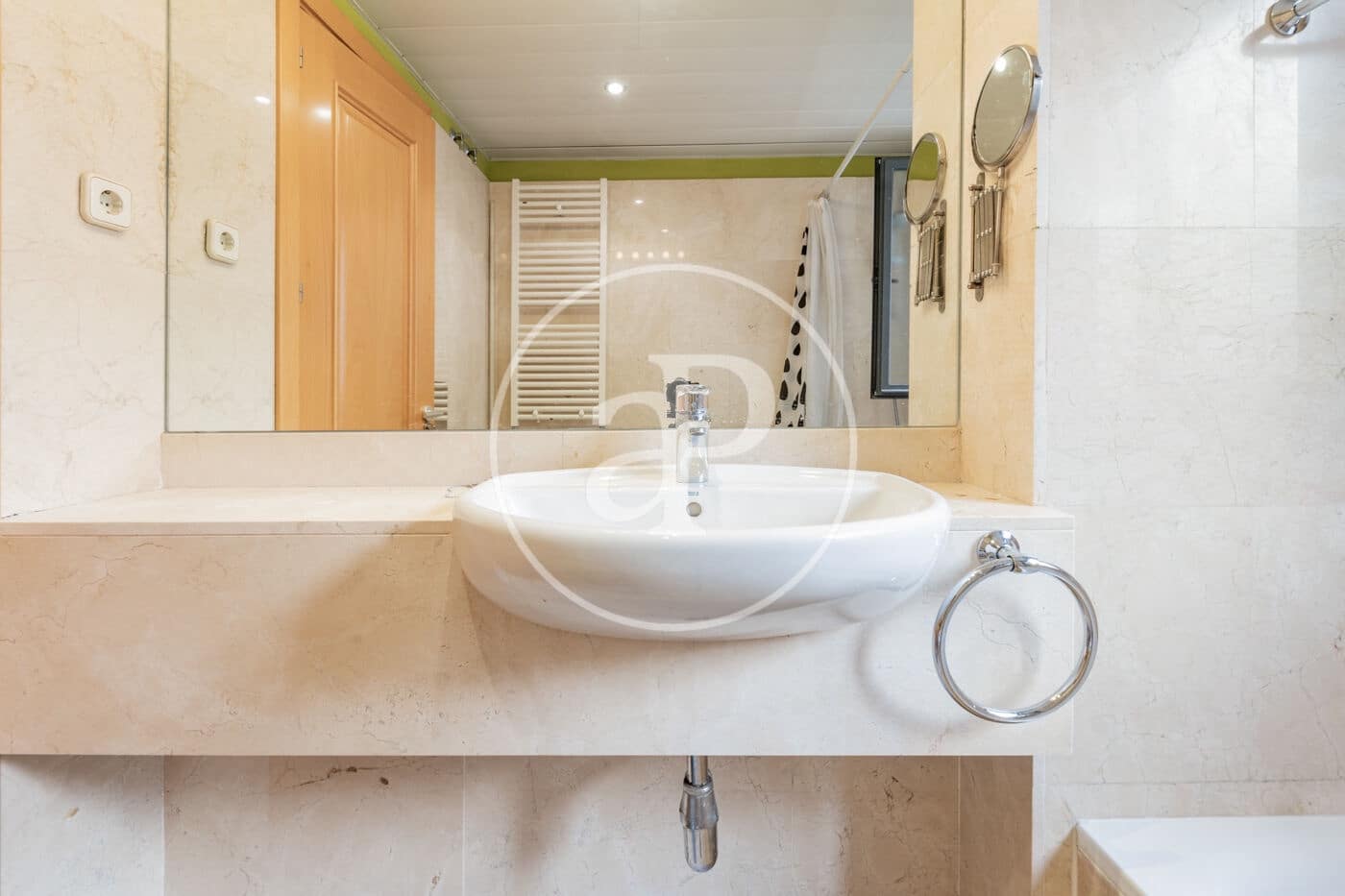 1 sovrum Lägenhet till salu i Madrid stad med pool - 410 000 € (Ref: 9330648)