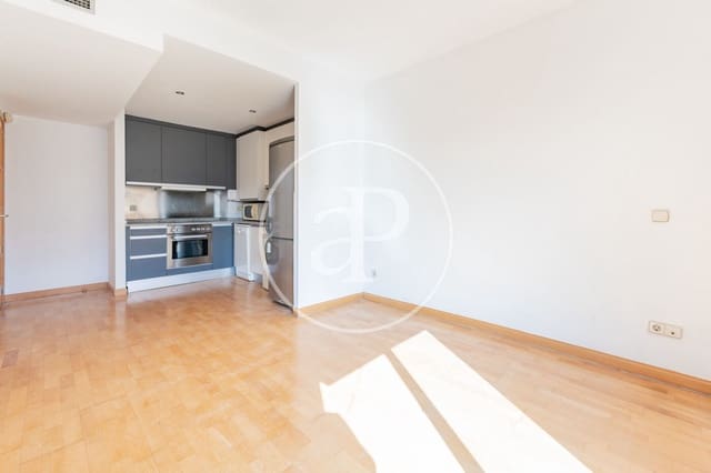 1 bedroom Apartment for sale in Delicias, Madrid city with pool - € 410,000 (Ref: 9330648)