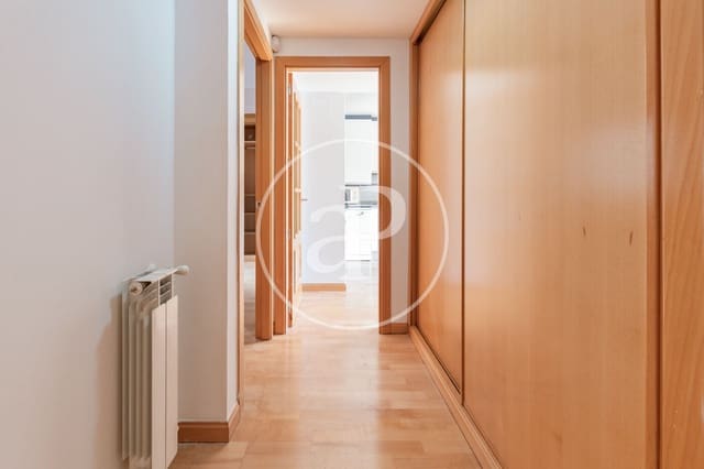 1 bedroom Apartment for sale in Delicias, Madrid city with pool - € 410,000 (Ref: 9330648)