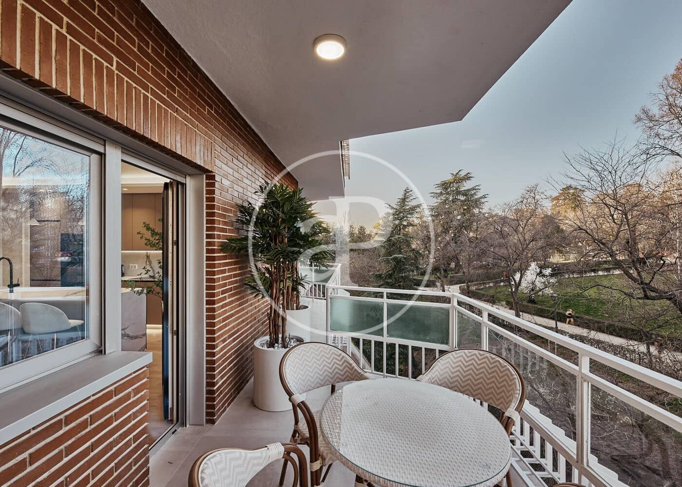 Apartamento de 4 habitaciones en Madrid ciudad en venta - 2.319.000 € (Ref: 9330651)