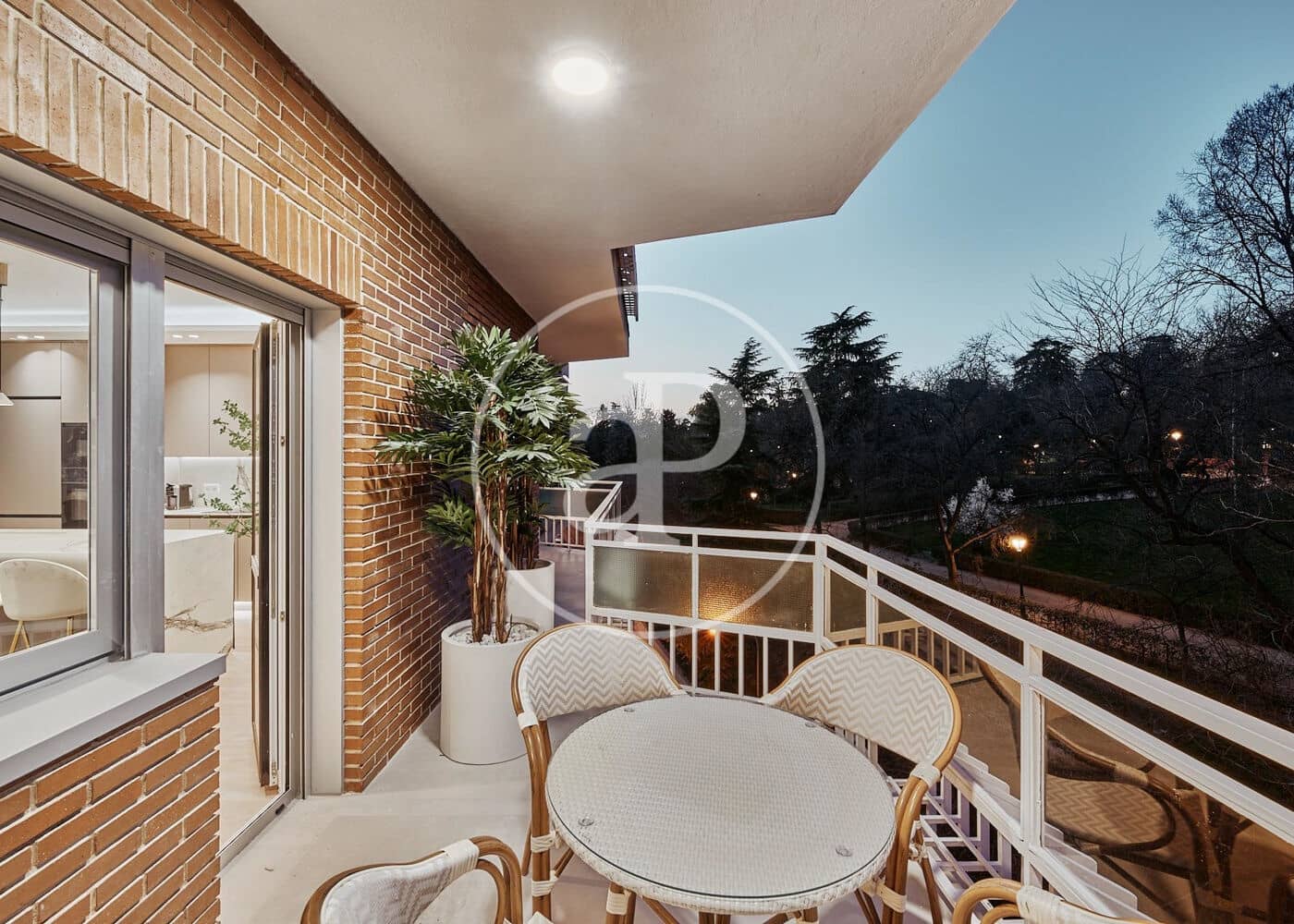 Apartamento de 4 habitaciones en Madrid ciudad en venta - 2.319.000 € (Ref: 9330651)