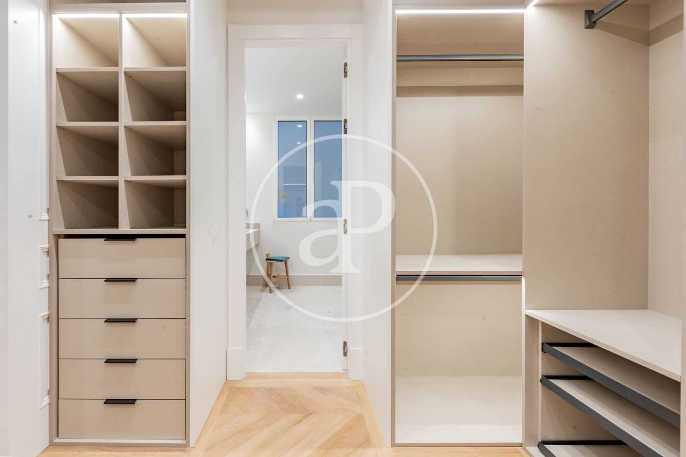 3 soveværelse Lejlighed til salg i Madrid by - € 2.550.000 (Ref: 9334975)