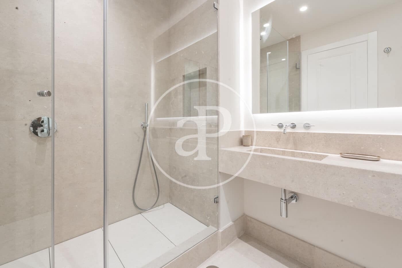 3 soveværelse Lejlighed til salg i Madrid by - € 2.550.000 (Ref: 9334975)