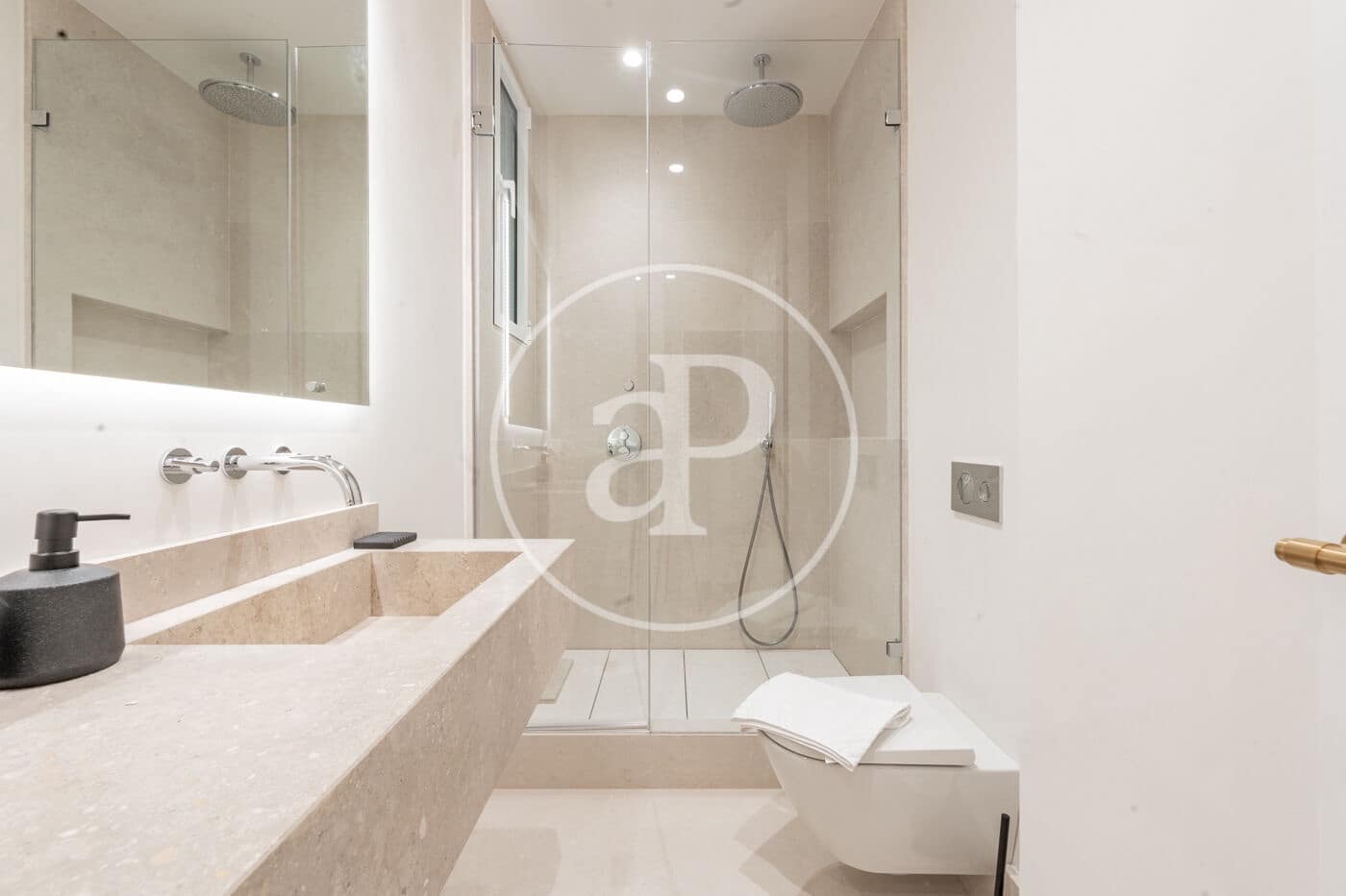 3 soveværelse Lejlighed til salg i Madrid by - € 2.550.000 (Ref: 9334975)