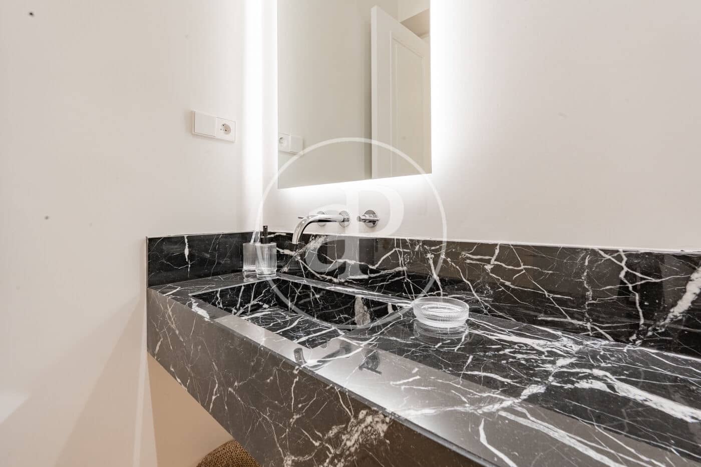 3 soveværelse Lejlighed til salg i Madrid by - € 2.550.000 (Ref: 9334975)