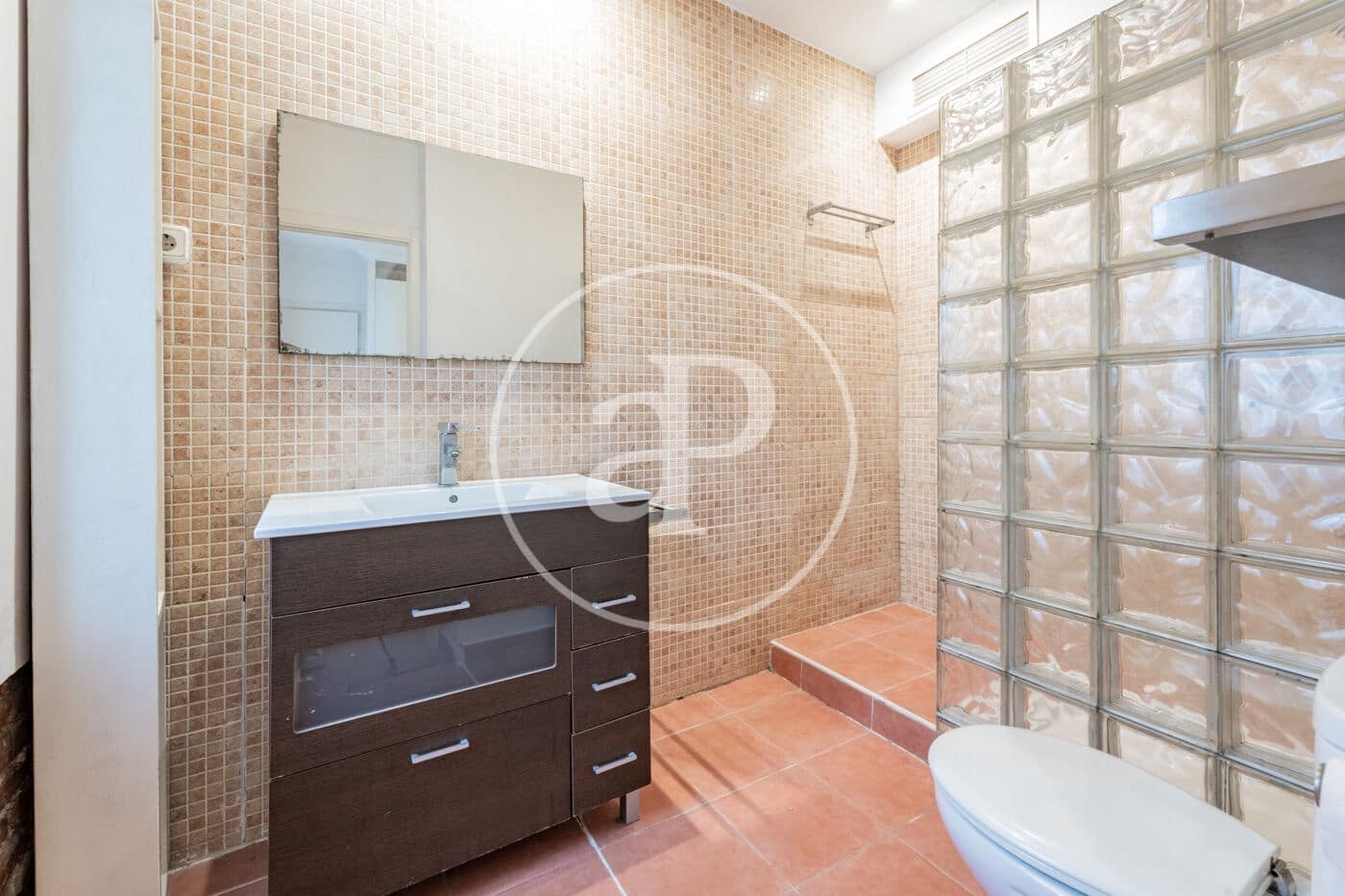 2 makuuhuone Huoneisto myytävänä paikassa Madrid kaupunki - 690 000 € (Ref: 9334976)