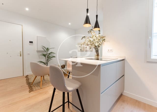 2 slaapkamer Appartement te huur in Ibiza, Madrid stad - € 2.000 (Ref: 9334979)