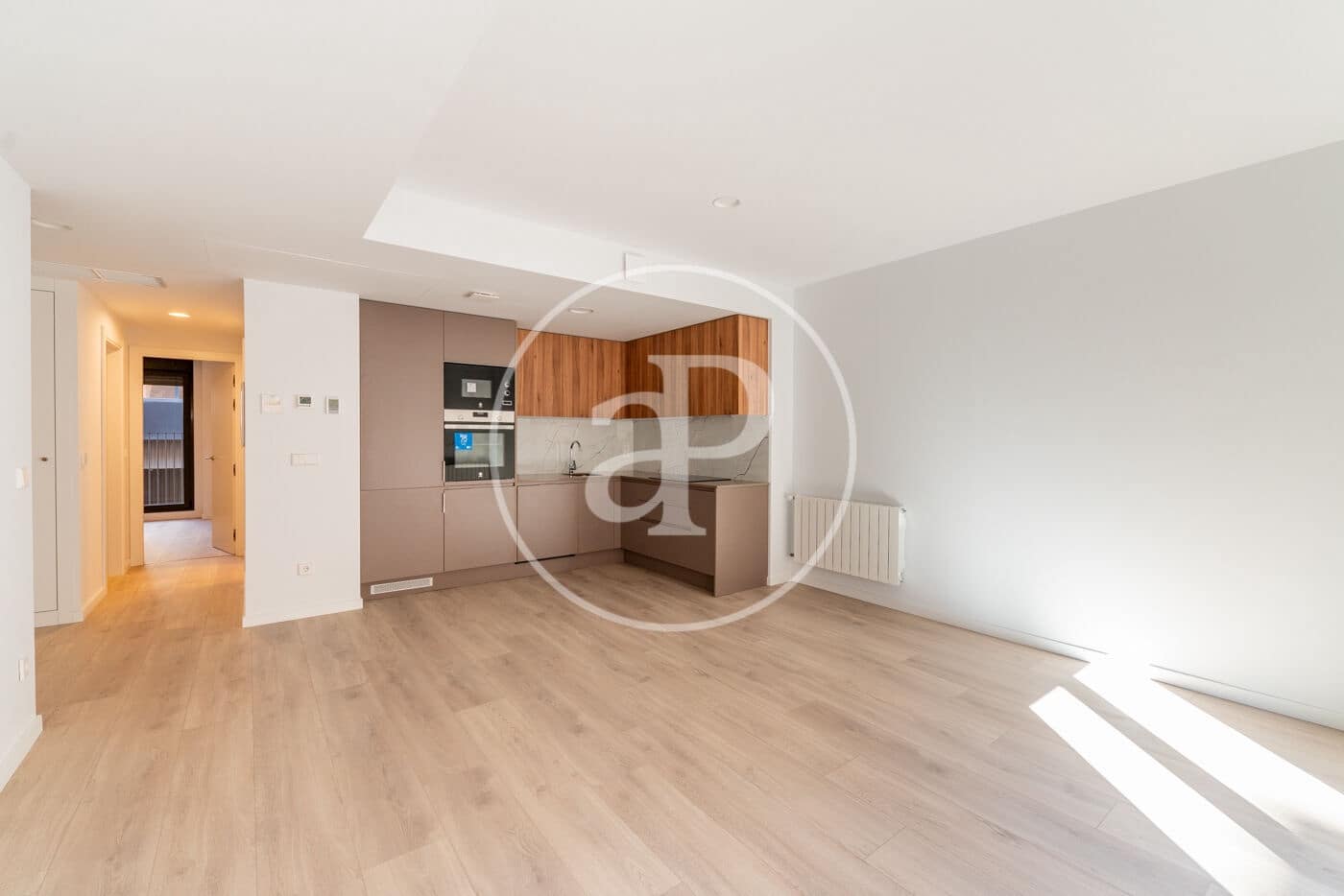 2 bedroom Apartment for rent in Madrid city - € 2,300 (Ref: 9338044)