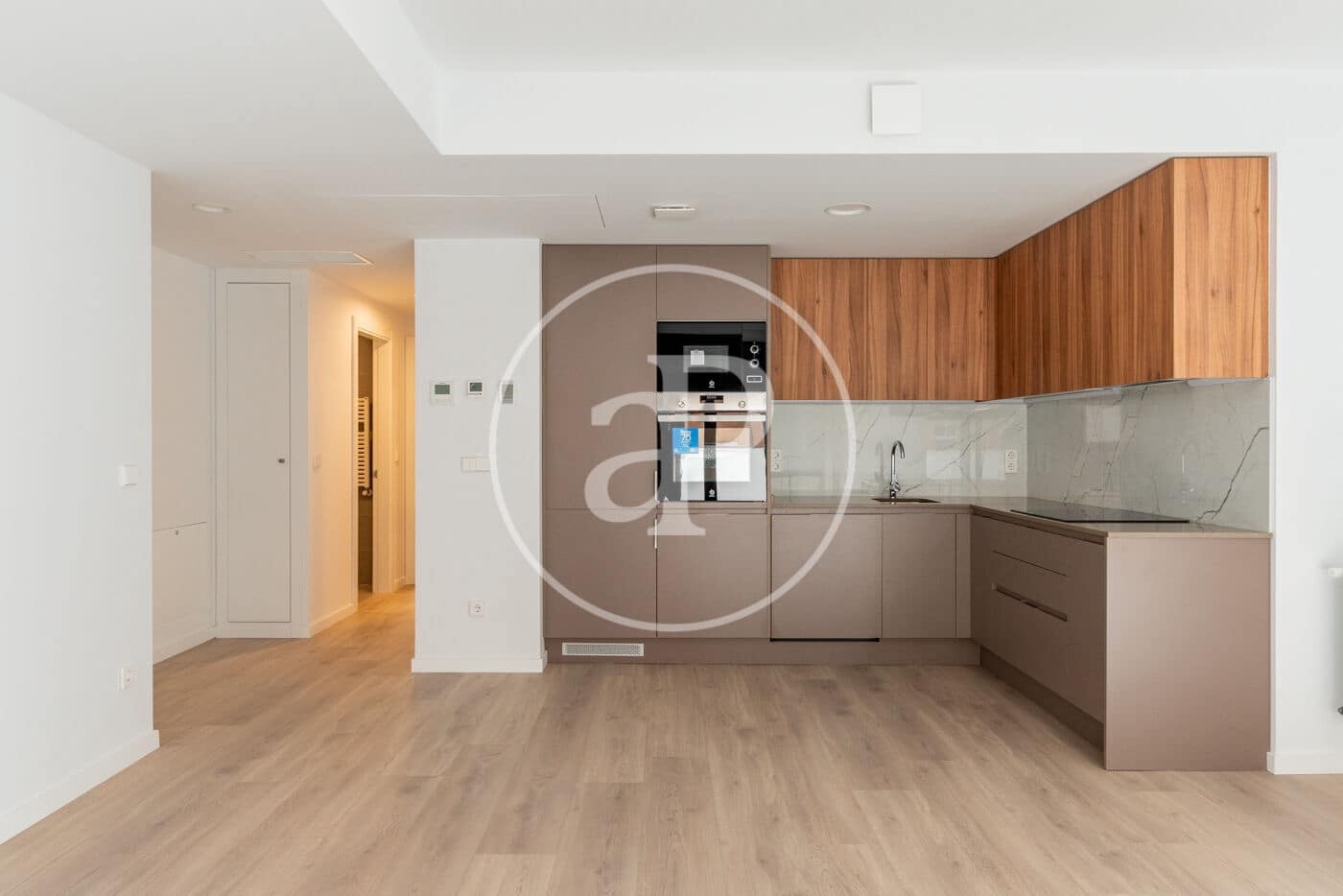 2 bedroom Apartment for rent in Madrid city - € 2,300 (Ref: 9338044)