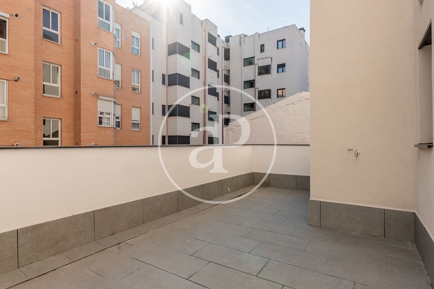 2 bedroom Apartment for rent in Madrid city - € 2,300 (Ref: 9338044)