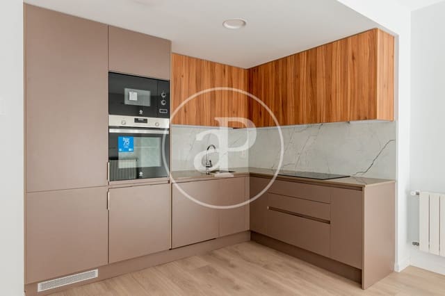 2 bedroom Apartment for rent in Fuente del Berro, Madrid city - € 2,300 (Ref: 9338044)