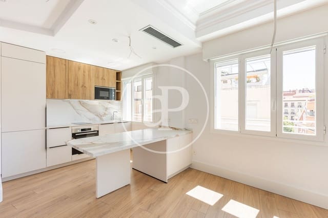 2 bedroom Apartment for sale in Argüelles, Madrid city with pool - € 1,185,000 (Ref: 9341211)