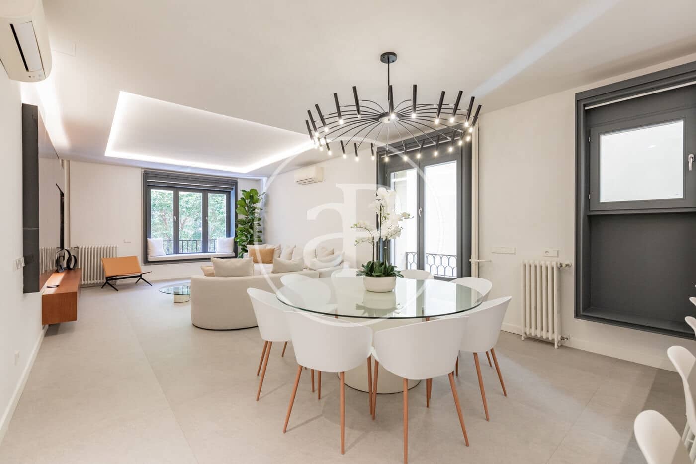 Apartamento de 3 habitaciones en Madrid ciudad en venta - 2.095.000 € (Ref: 9341212)