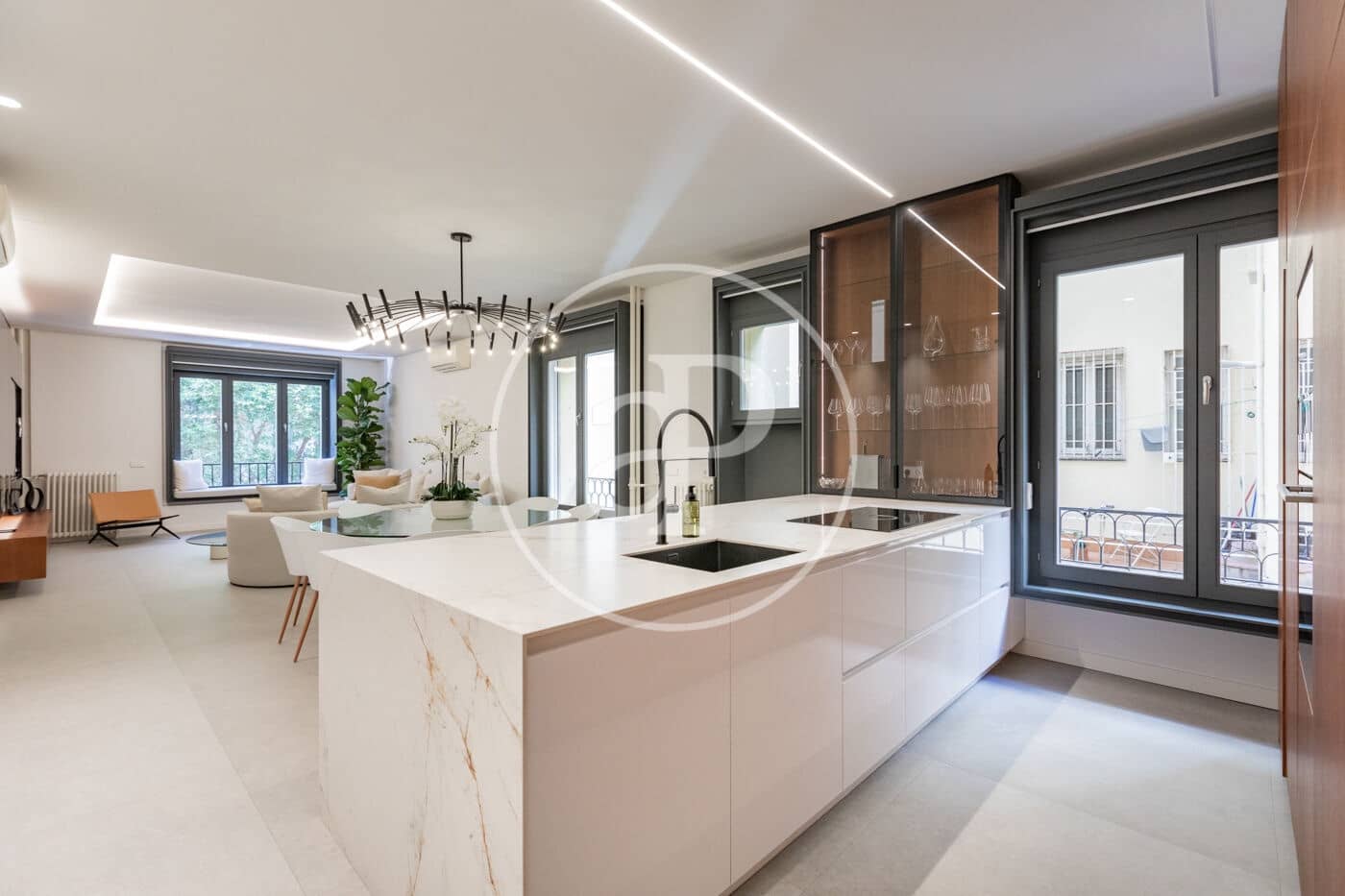 Apartamento de 3 habitaciones en Madrid ciudad en venta - 2.095.000 € (Ref: 9341212)