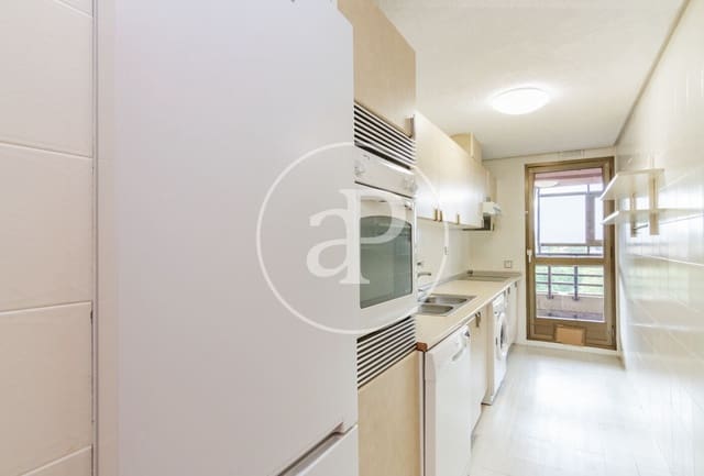 3 bedroom Apartment for sale in Peñagrande, Madrid city with pool - € 995,000 (Ref: 9341215)