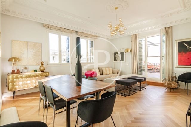 2 quarto Apartamento para arrendar em Universidad, Madrid cidade - 6 500 € (Ref: 9341216)