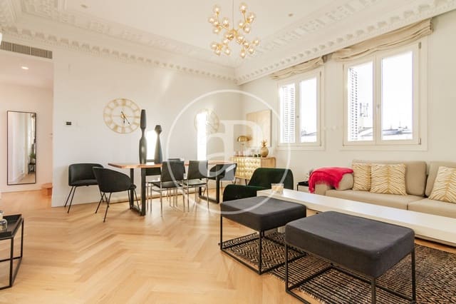 2 quarto Apartamento para arrendar em Universidad, Madrid cidade - 6 500 € (Ref: 9341216)