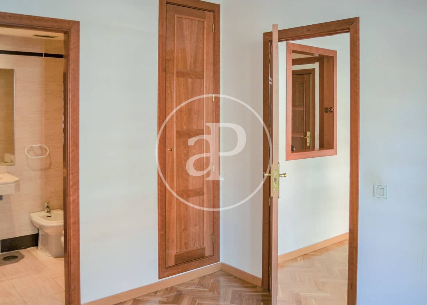 1 bedroom Apartment for sale in Madrid city - € 315,000 (Ref: 9344784)