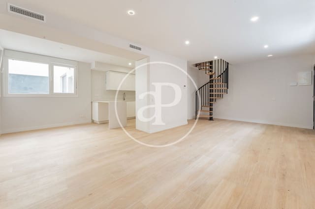 3 bedroom Apartment for sale in Berruguete, Madrid city - € 450,000 (Ref: 9344785)