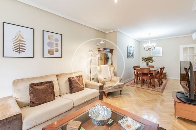 4 sypialnia Apartament na sprzedaż w Aravaca, Miasto Madryt z basenem - 895 000 € (Ref: 9347364)