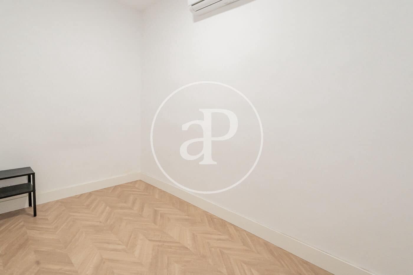 2 soverom Leilighet til leie i Madrid by - € 3 000 (Ref: 9347366)