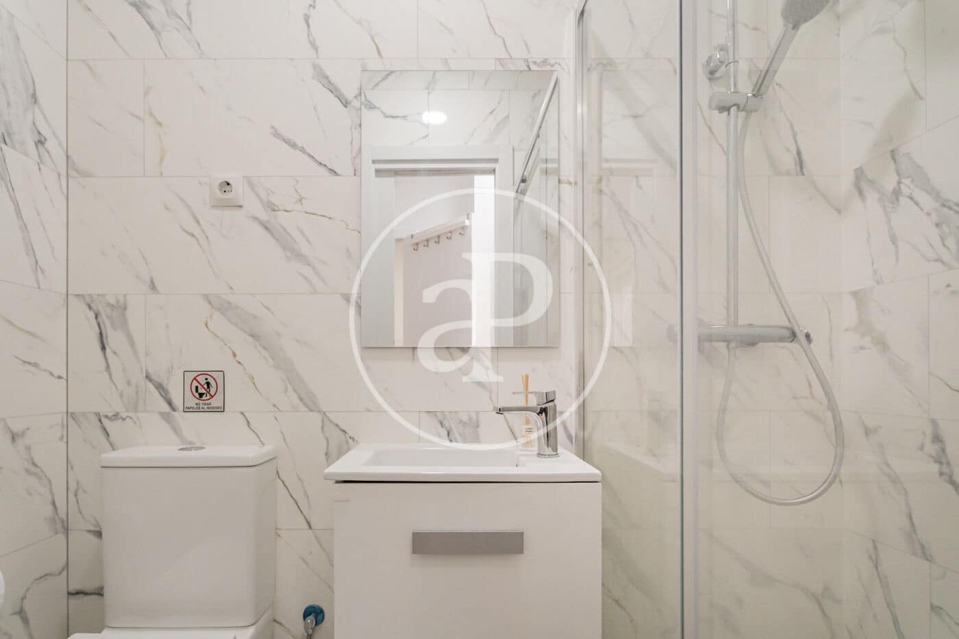 2 soverom Leilighet til leie i Madrid by - € 3 000 (Ref: 9347366)