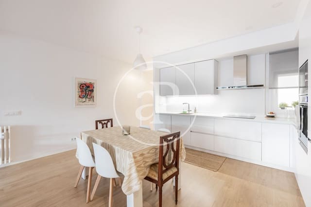 3 soveværelse Lejlighed til leje i Cuatro Caminos, Madrid by - € 3.700 (Ref: 9349560)