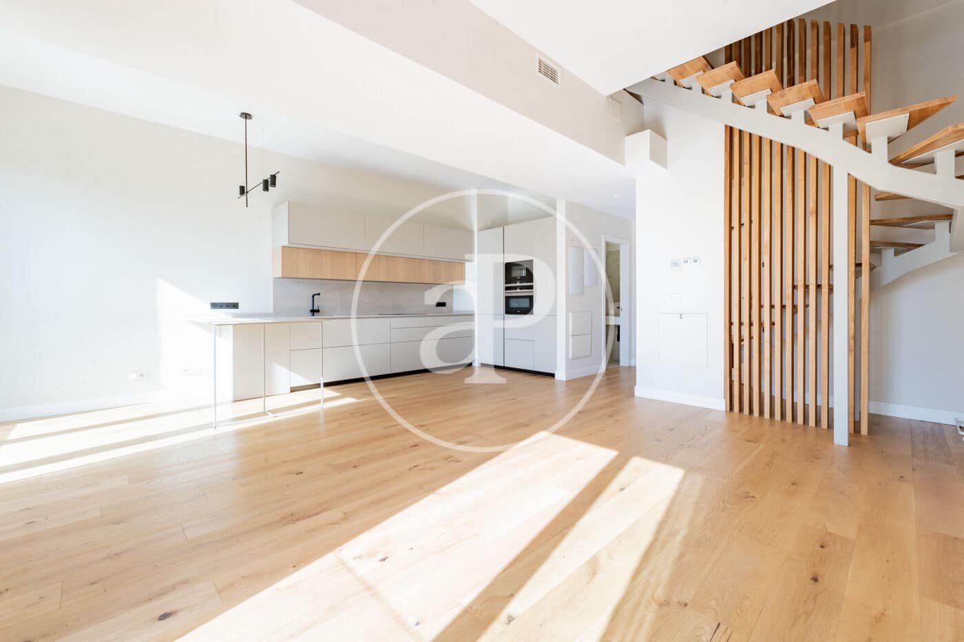 2 sypialnia Apartament na sprzedaż w Miasto Madryt z basenem - 799 000 € (Ref: 9353625)